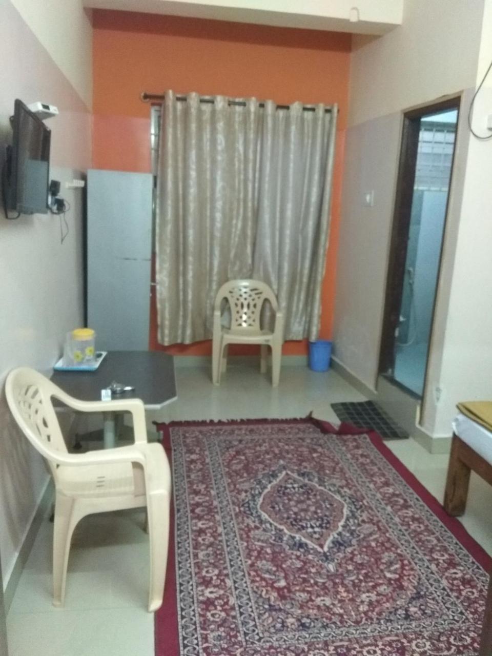 Apoorva Residency Hotel Bangalore Exterior photo