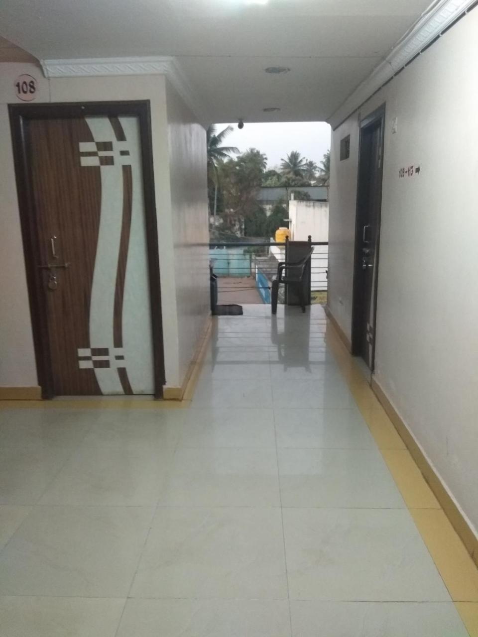 Apoorva Residency Hotel Bangalore Exterior photo