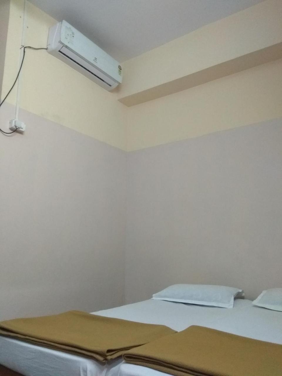 Apoorva Residency Hotel Bangalore Exterior photo